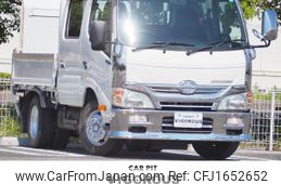 hino dutro 2013 CFJ1652652