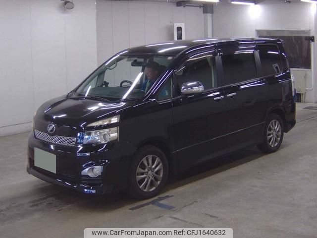 toyota voxy 2010 CFJ1640632 image 1