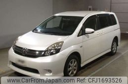 toyota isis 2015 CFJ1693526