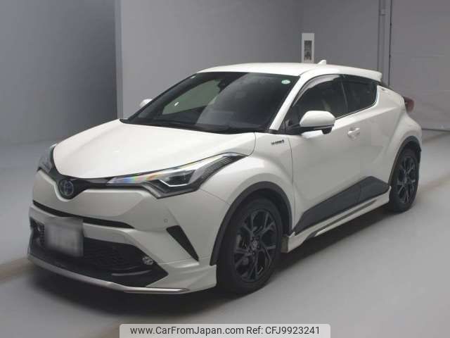 toyota c-hr 2019 -TOYOTA--C-HR DAA-ZYX10--ZYX10-2177700---TOYOTA--C-HR DAA-ZYX10--ZYX10-2177700- image 1