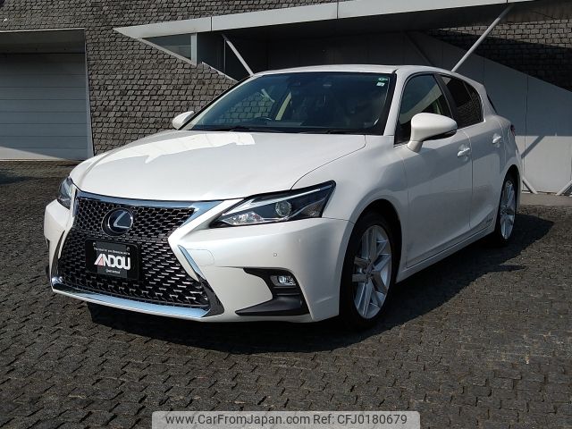 lexus ct 2020 -LEXUS--Lexus CT DAA-ZWA10--ZWA10-2361900---LEXUS--Lexus CT DAA-ZWA10--ZWA10-2361900- image 1