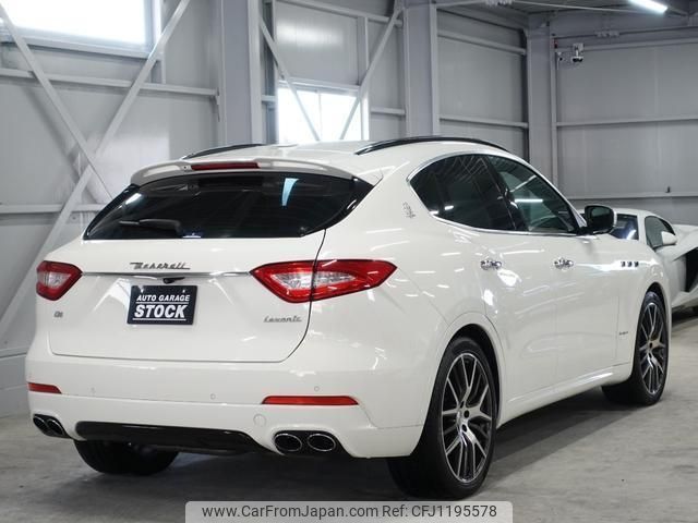 maserati levante 2018 -MASERATI--Maserati Levante MLE30D--ZN6XU61J00X289488---MASERATI--Maserati Levante MLE30D--ZN6XU61J00X289488- image 2
