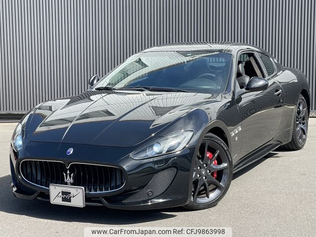 maserati granturismo 2011 -MASERATI--Maserati GranTurismo ABA-MGTS--ZAMHH45J000059560---MASERATI--Maserati GranTurismo ABA-MGTS--ZAMHH45J000059560- image 1