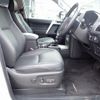 toyota land-cruiser-prado 2023 25431507 image 21