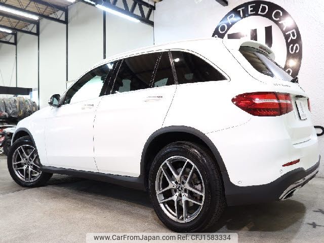 mercedes-benz glc-class 2018 CFJ1583334 image 2