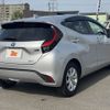 toyota aqua 2022 -TOYOTA--AQUA 6AA-MXPK11--MXPK11-2084138---TOYOTA--AQUA 6AA-MXPK11--MXPK11-2084138- image 15