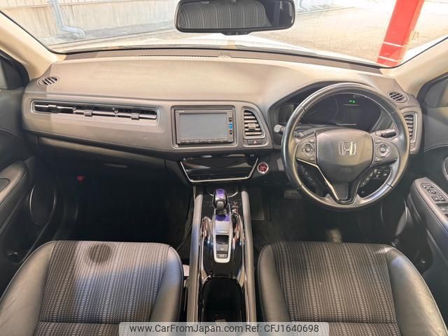 honda vezel 2017 CFJ1640698 image 2