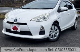 toyota aqua 2012 -TOYOTA--AQUA DAA-NHP10--NHP10-6071121---TOYOTA--AQUA DAA-NHP10--NHP10-6071121-