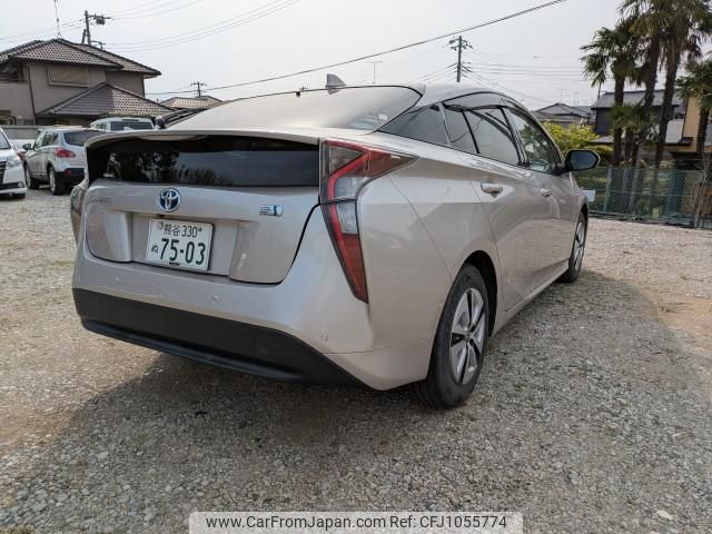 toyota prius 2016 quick_quick_DAA-ZVW51_ZVW51-8008706 image 2