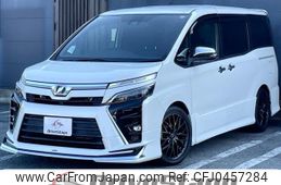 toyota voxy 2018 quick_quick_ZRR80W_ZRR80-0474047