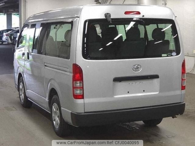 toyota hiace-wagon 2011 quick_quick_CBA-TRH214W_TRH214-0022906 image 2