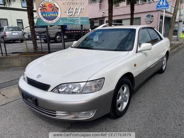toyota windom 1998 CFJ1763879 image 1