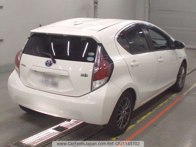 toyota aqua 2015 -TOYOTA 【新潟 503せ1504】--AQUA NHP10-2438366---TOYOTA 【新潟 503せ1504】--AQUA NHP10-2438366- image 2