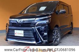 toyota voxy 2018 quick_quick_ZRR80W_ZRR80-0420768