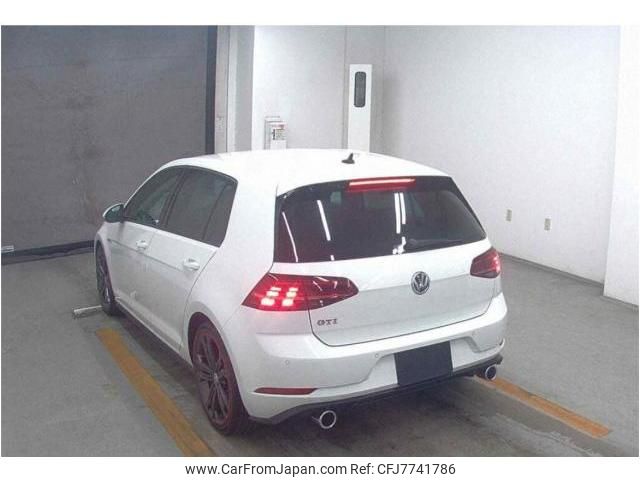 volkswagen golf-gti 2018 quick_quick_ABA-AUCHH_WVWZZZAUZJW265666 image 2