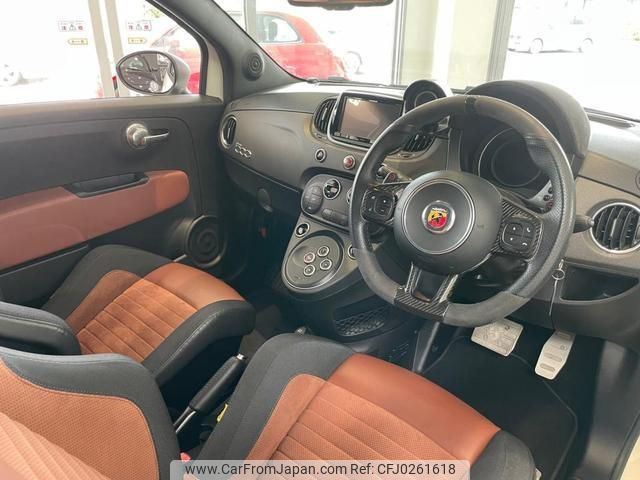 abarth 595 2018 quick_quick_31214T_ZFA3120000J891396 image 2