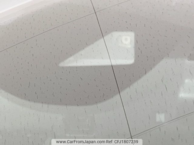 honda vezel 2018 CFJ1807239 image 2