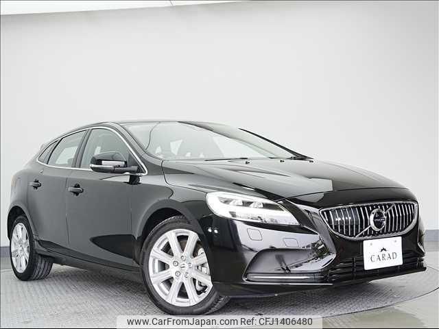 volvo v40 2017 -VOLVO 【名変中 】--Volvo V40 MD4204T--H2437050---VOLVO 【名変中 】--Volvo V40 MD4204T--H2437050- image 1