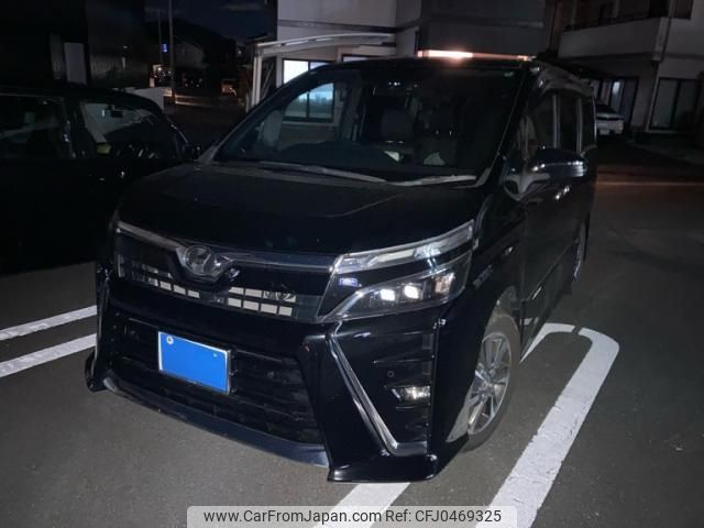 toyota voxy 2019 -TOYOTA--Voxy DBA-ZRR80W--ZRR80-0489810---TOYOTA--Voxy DBA-ZRR80W--ZRR80-0489810- image 1