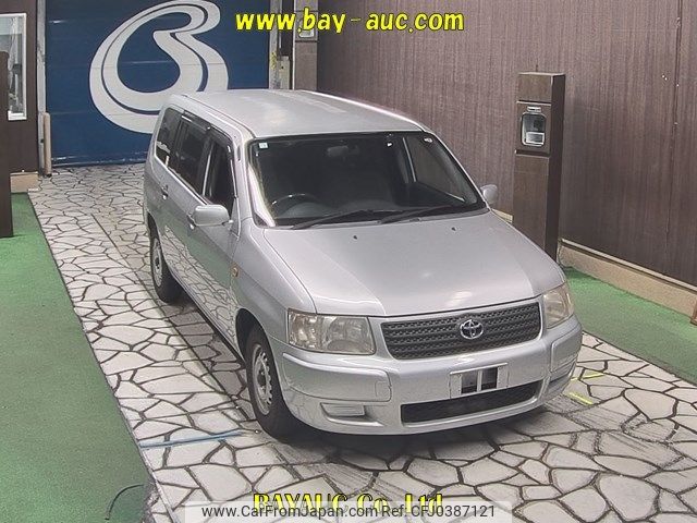 toyota succeed-van 2004 NIKYO_XL69880 image 1