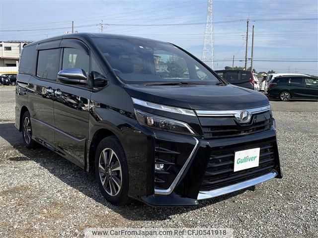 toyota voxy 2019 -TOYOTA--Voxy DBA-ZRR80W--ZRR80-0567528---TOYOTA--Voxy DBA-ZRR80W--ZRR80-0567528- image 1