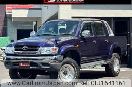 toyota hilux-sports-pick-up 2002 CFJ1641161
