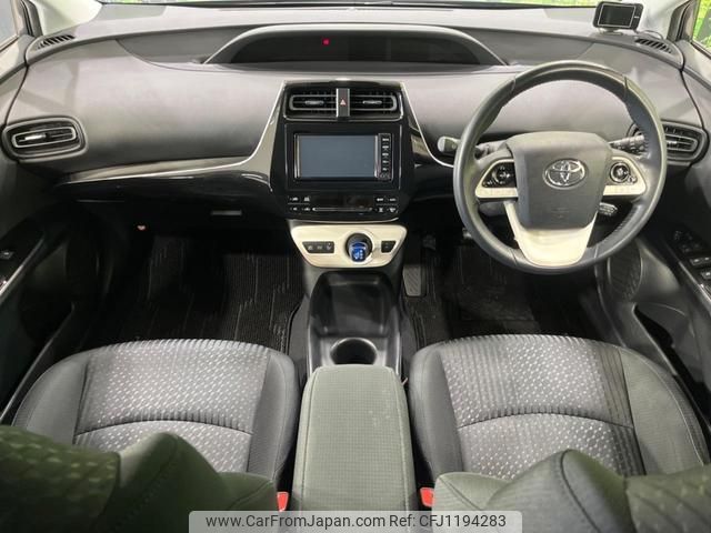 toyota prius 2017 quick_quick_ZVW55_ZVW55-8044077 image 2