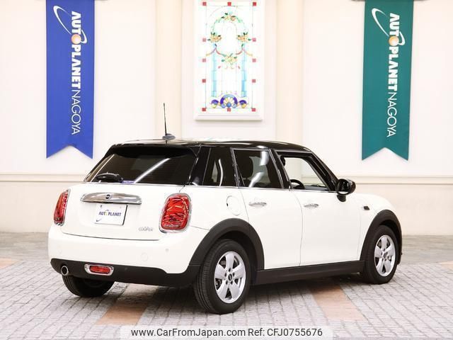 mini mini-others 2021 quick_quick_3BA-XU15MW_WMWXU720002P16925 image 2