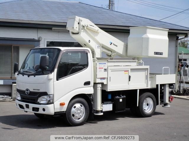 hino dutro 2018 GOO_NET_EXCHANGE_0403732A30240521W001 image 1