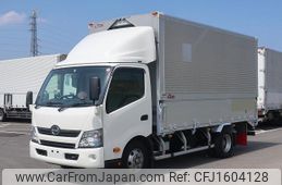 hino dutro 2016 CFJ1604128