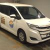 toyota noah 2018 CFJ1752184 image 4