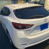 mazda axela 2017 CFJ1629765 image 4