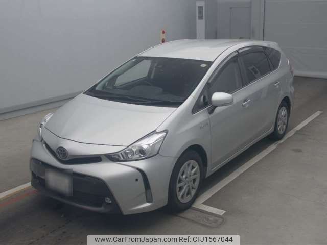 toyota prius-α 2020 CFJ1567044 image 1