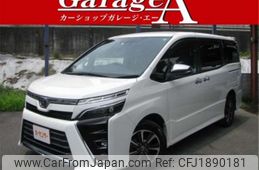 toyota voxy 2018 CFJ1890181