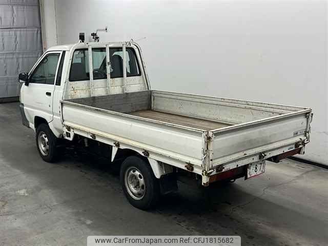 toyota townace-truck 2003 CFJ1815682 image 2