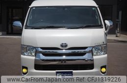 toyota hiace-wagon 2016 GOO_JP_700120021230250621001