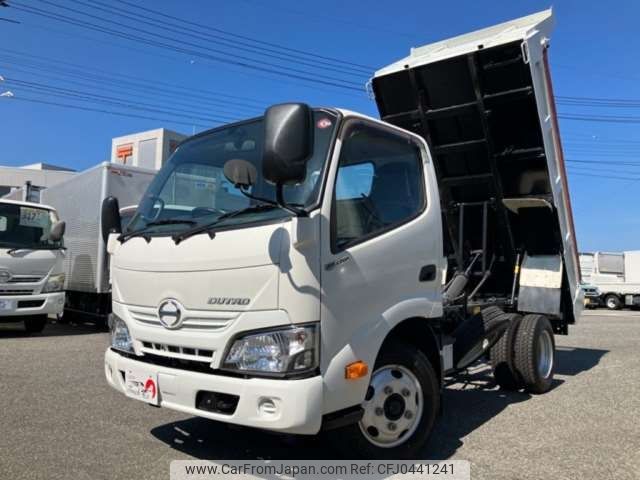 hino dutro 2017 -HINO--Hino Dutoro TKG-XZC630T--XZC630-0001944---HINO--Hino Dutoro TKG-XZC630T--XZC630-0001944- image 1