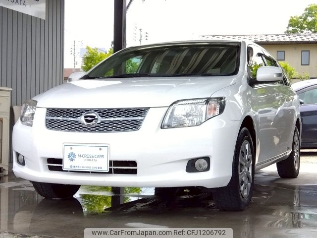 TOYOTA　COROLLA　FIELDER　2台セット 2006 Toyota Corolla Fielder DBA-NZE144G 4WD - Car Price $3,869