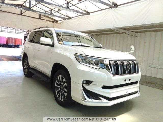toyota land-cruiser-prado 2022 ENHANCEAUTO_1_ea300602 image 1