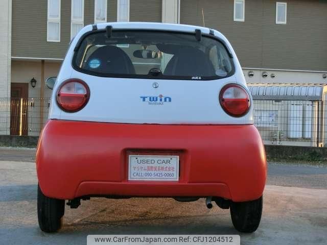 suzuki twin 2004 quick_quick_CBA-EC22S_EC22S-210593 image 2