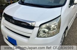 toyota noah 2009 CFJ1836569
