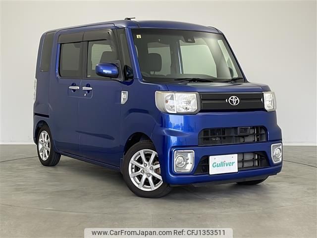 toyota pixis-mega 2016 -TOYOTA--Pixis Mega DBA-LA700A--LA700A-0005736---TOYOTA--Pixis Mega DBA-LA700A--LA700A-0005736- image 1