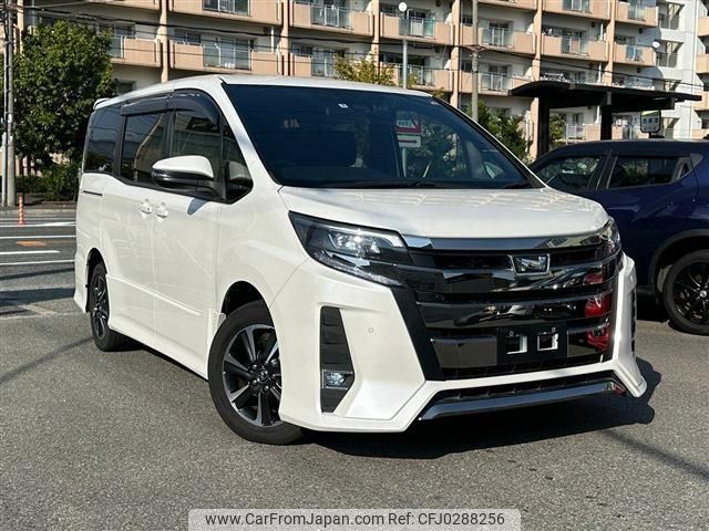 toyota noah 2019 -TOYOTA--Noah ZRR80W--0570801---TOYOTA--Noah ZRR80W--0570801- image 1