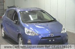 toyota aqua 2014 -TOYOTA--AQUA NHP10-6297582---TOYOTA--AQUA NHP10-6297582-