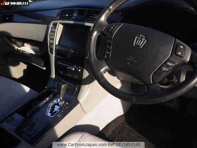 toyota crown 2004 NIKYO_SQ29977 image 2