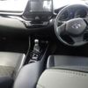 toyota c-hr 2019 quick_quick_DAA-ZYX10_ZYX10-2189073 image 3
