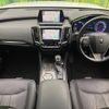 toyota crown-hybrid 2019 CFJ1765059 image 2