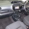 toyota aqua 2018 -TOYOTA--AQUA NHP10-6797789---TOYOTA--AQUA NHP10-6797789- image 5