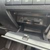 toyota camry 2018 CFJ1659754 image 9