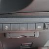toyota corolla-touring-wagon 2020 quick_quick_6AA-ZWE211W_ZWE211-6023820 image 12